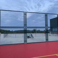 亳州学校操场隔离网 七人制笼式足球场围网 球场围栏网工厂定制