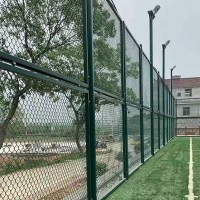 上海社区笼式足球场围网 体育场围栏生产安装