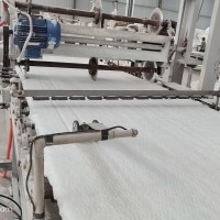 耐高温1000度绝热棉材料硅酸铝针刺毯金石厂家密度可定制