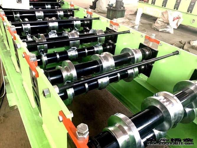 安徽c型钢机供应好便宜@中国河北泊头浩洋机械实体厂