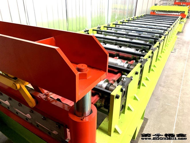 沧州泊头市浩洋机械生产厂兰州全自动c型钢机@生产厂